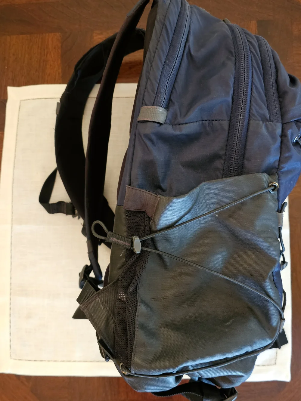The North Face Borealis Navy Nylon Backpack Padded Straps External Pockets